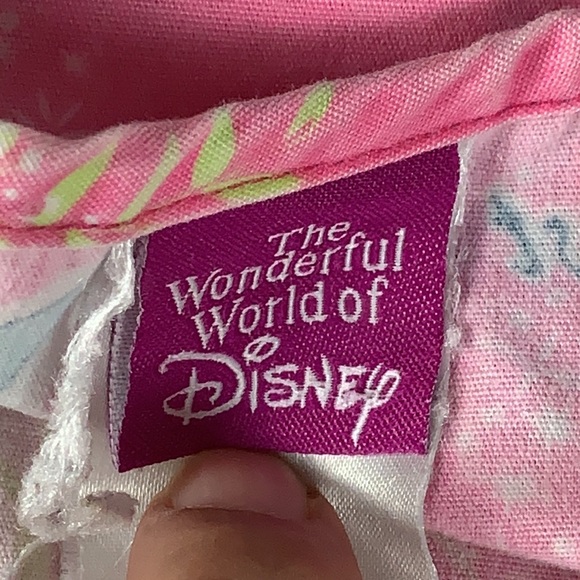 The Wonderful World of Disney Tinkerbell scrub top size L - Picture 14 of 14